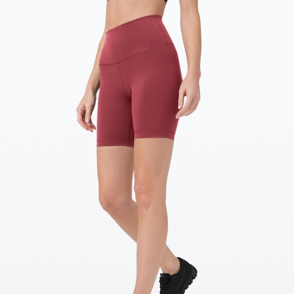 Lululemon Wunder Train High-Rise Short 6"